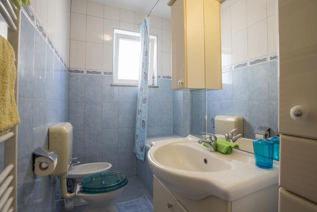 Guest House Croatia Fazana Bagian luar foto